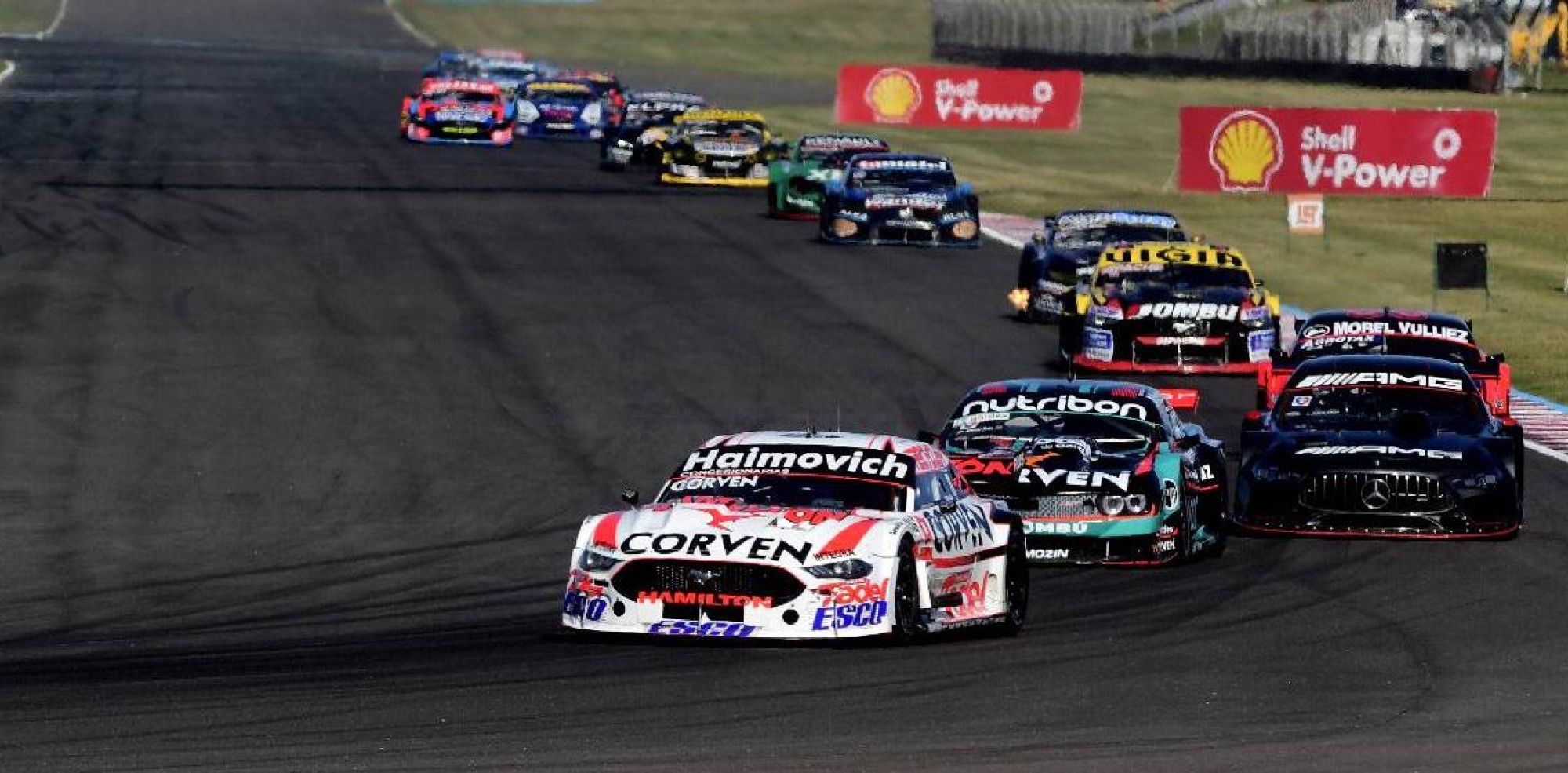 Werner volvió a la victoria en el TC y festejó a lo grande en Termas de Río Hondo