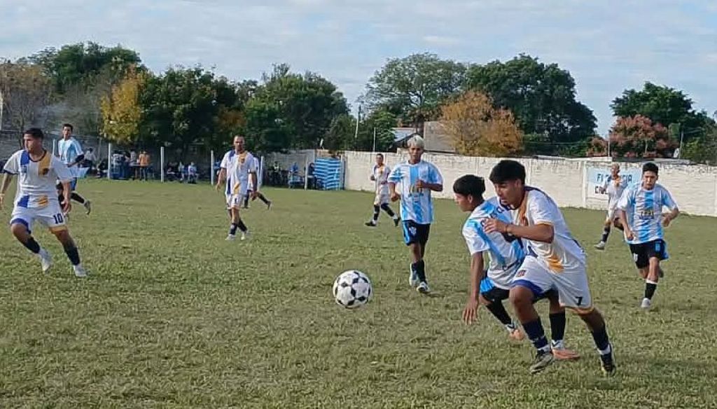 CICLES CLUB FLORENCIA GANO Y SE PRENDE EN LA PELEA
