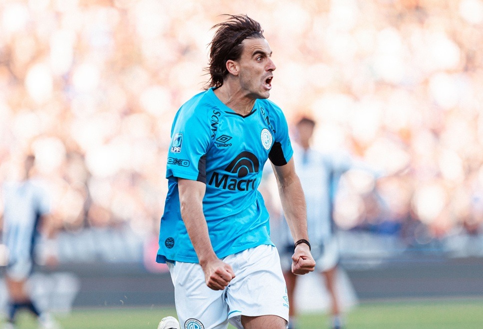 Belgrano ganó el clásico y se convirtió en el primer clasificado a cuartos de final