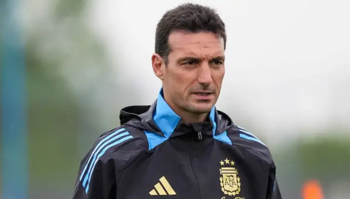 SCALONI PODRIA CAMBIAR LA LISTA